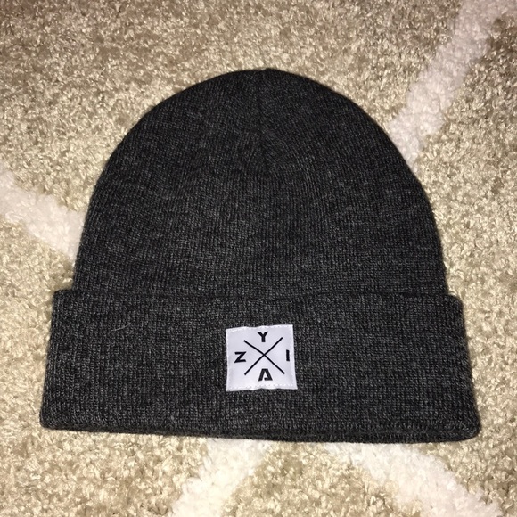ZYIA Other - ZYIA Gray Beanie